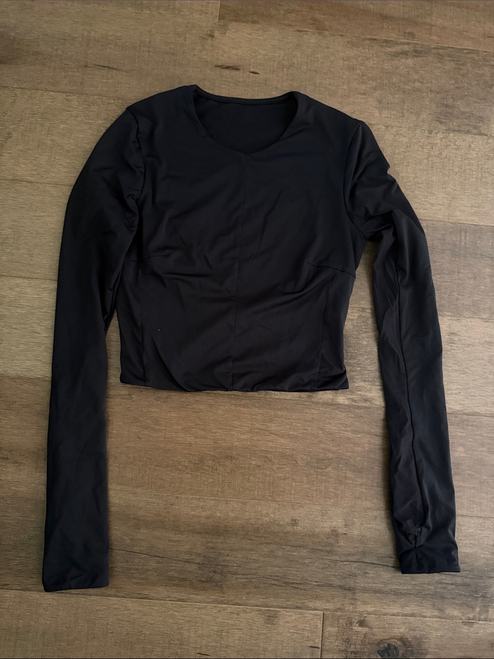 lululemon athletica Black Long-Sleeve Scoop Crop Top 💘